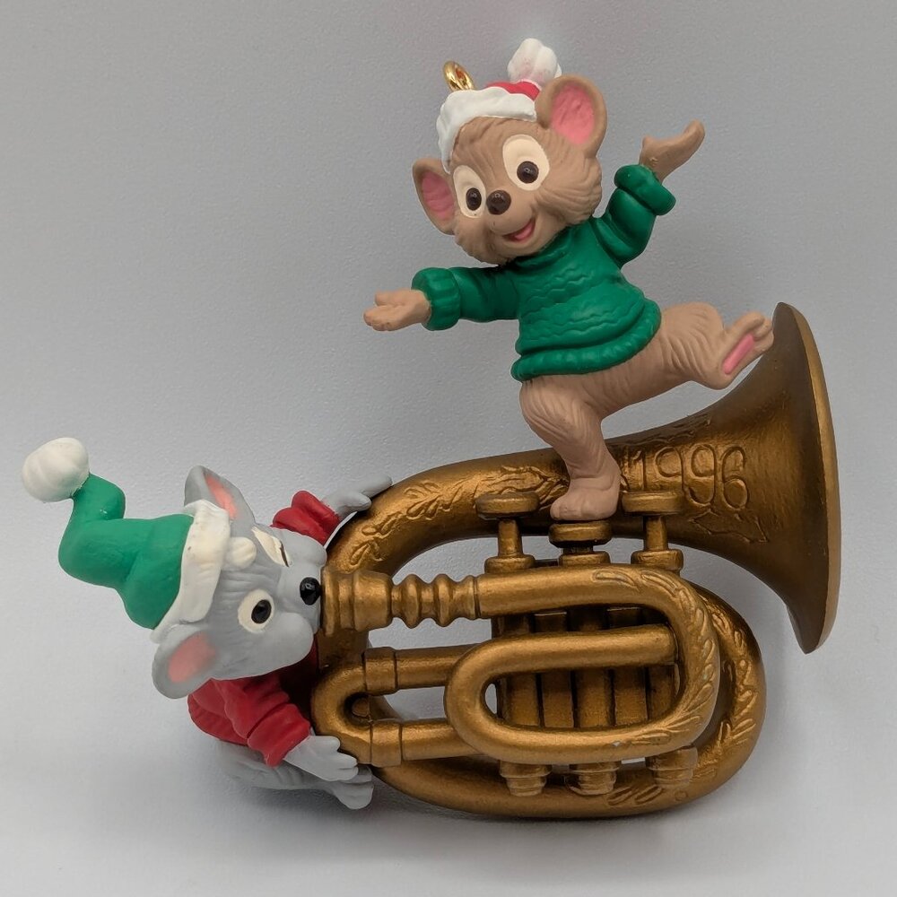 Hallmark Keepsake Ornament A Little Song and Dance 1996, Musical Mouse Duo